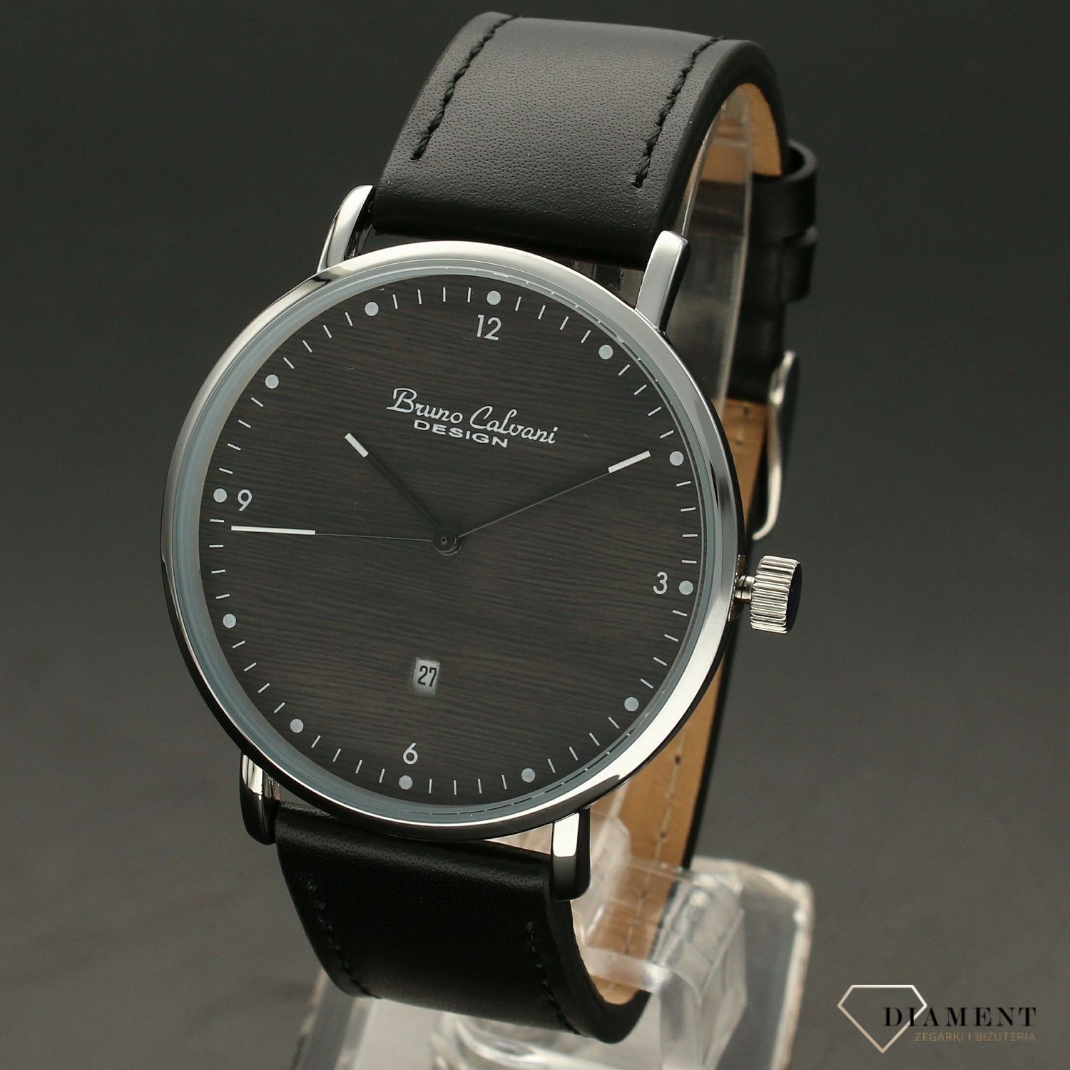 Zegarek męski BRUNO CALVANI BC90271 Czarny pasek. Zegarek męski na czarnym skórzanym pasku. Zegarek męski w kolorze brązowym z białymi indeksami i głównymi cyframi arabskimi. Wygodny datownik w formie popularnego okienka.  (2).jpg